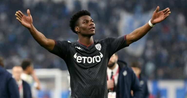 Chelsea & Liverpool to come to grips over summer move for French midfield starlet