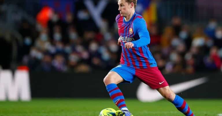 Frenkie De Jong provides update on his Barcelona future