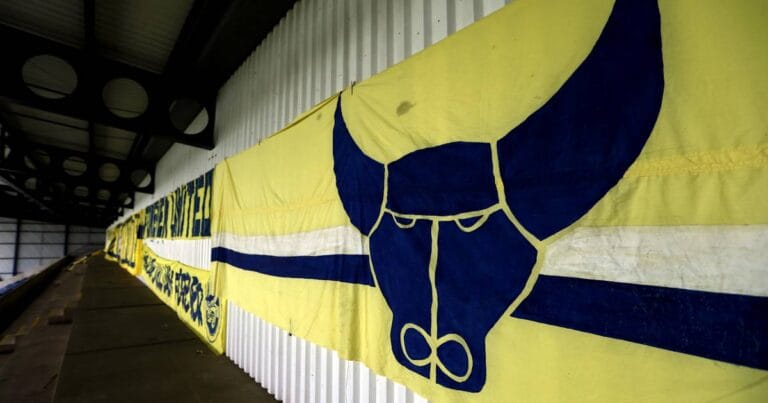 Oxford United vs Exeter City live stream: How to watch League One football online