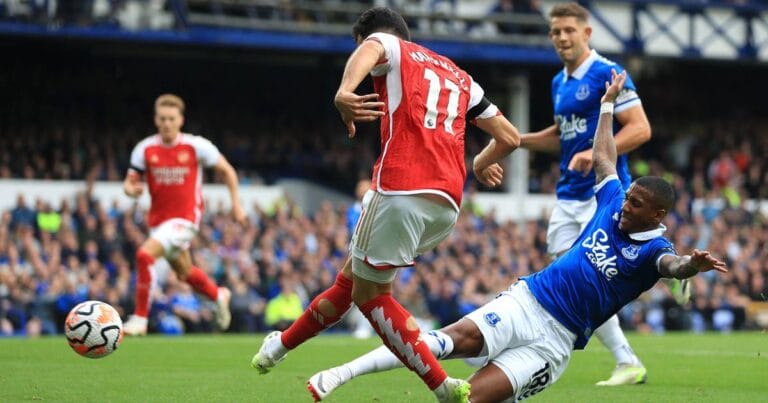 The Rulebook: Why Arsenal’s opening goal vs Everton was ruled out