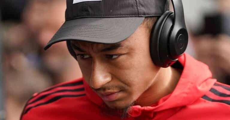 Gary Neville sends message to Jesse Lingard over Manchester United send-off