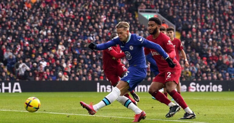 Mykhailo Mudryk set Premier League record on Chelsea debut