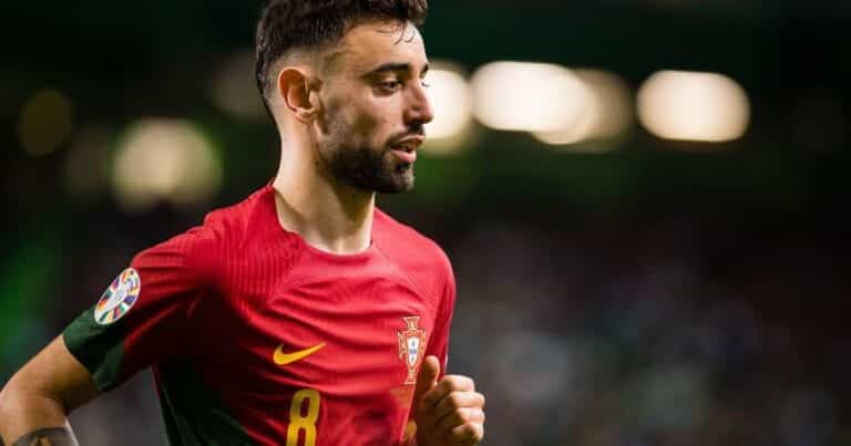 Bruno Fernandes mocks Manchester United teammate on social media