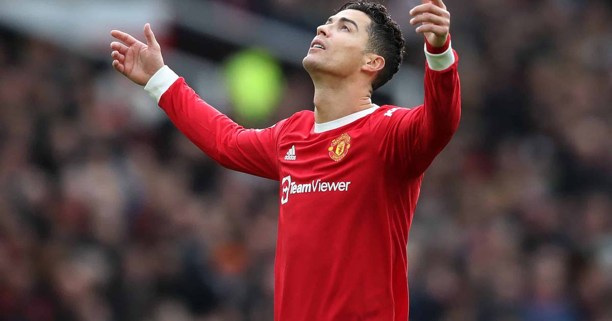 Cristiano Ronaldo wins Manchester United award