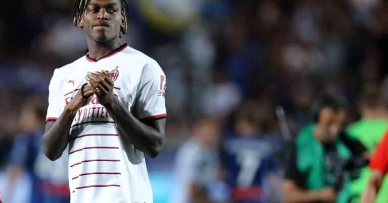AC Milan boss Pioli speaks out on future of Chelsea target Leao