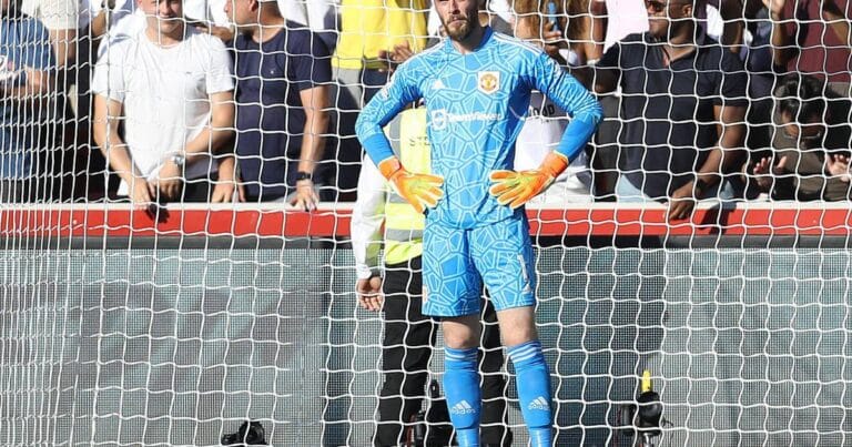 Manchester United send scouts to watch David de Gea replacement