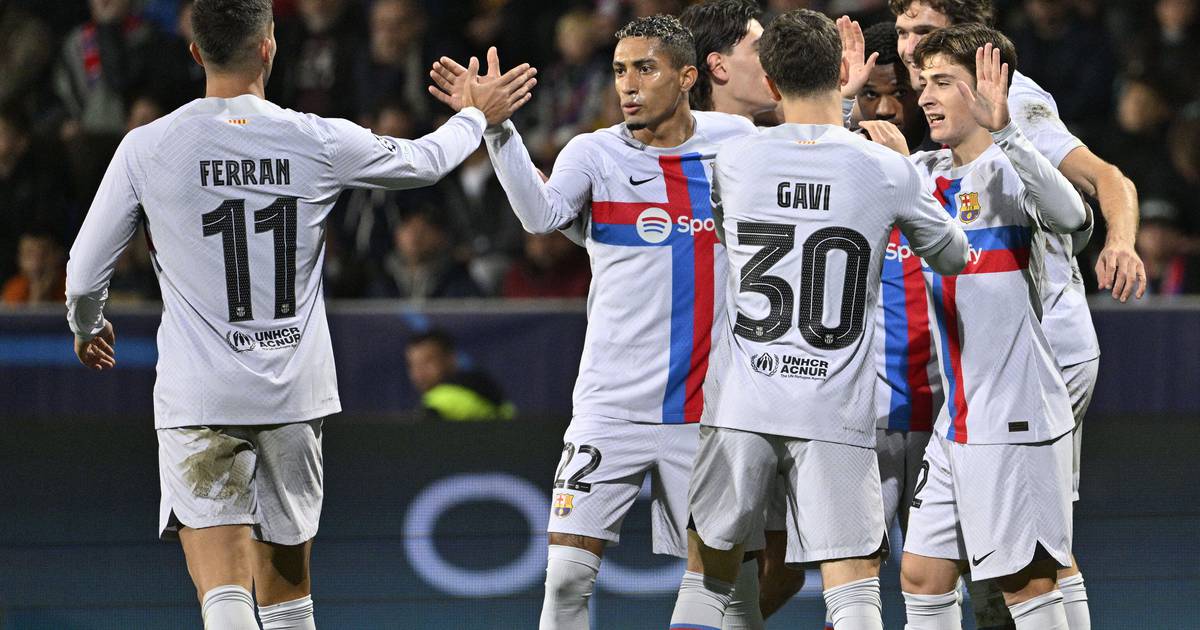 Watch: Espanyol fans chase Barcelona stars off pitch amid La Liga title celebrations