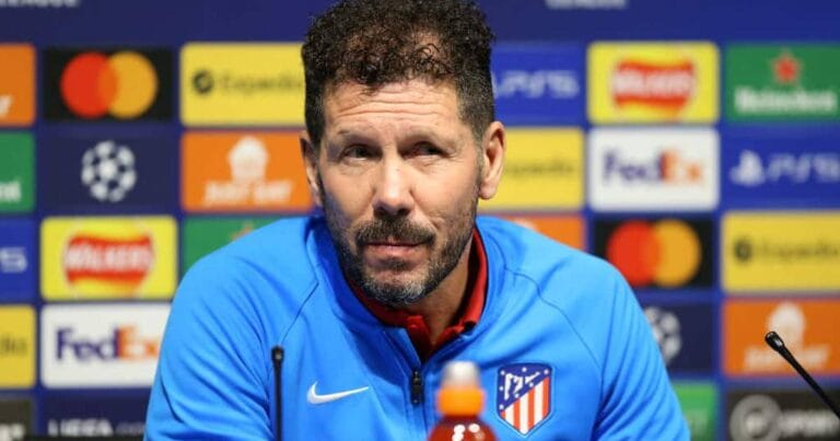 Diego Simeone highlights key differences between Manchester United & Manchester City