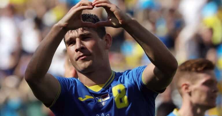 Tottenham target hints at interest in north London switch amid fresh January links