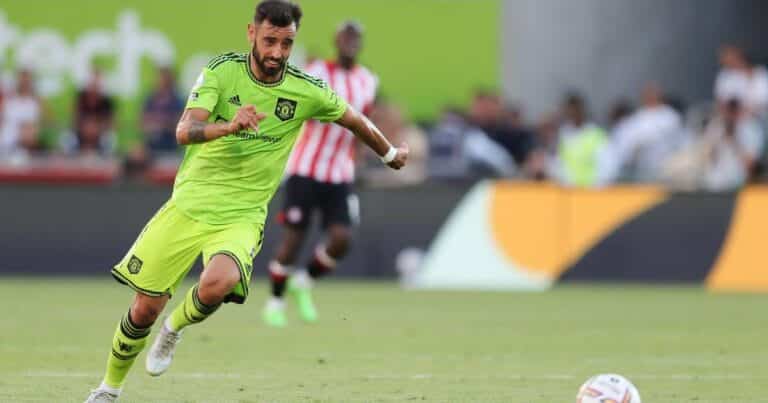 Juan Mata sends message to Manchester United’s Bruno Fernandes after Southampton