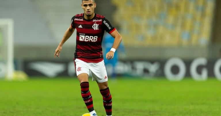 Fulham strike ‘principle agreement’ to land €13 million Man United loanee