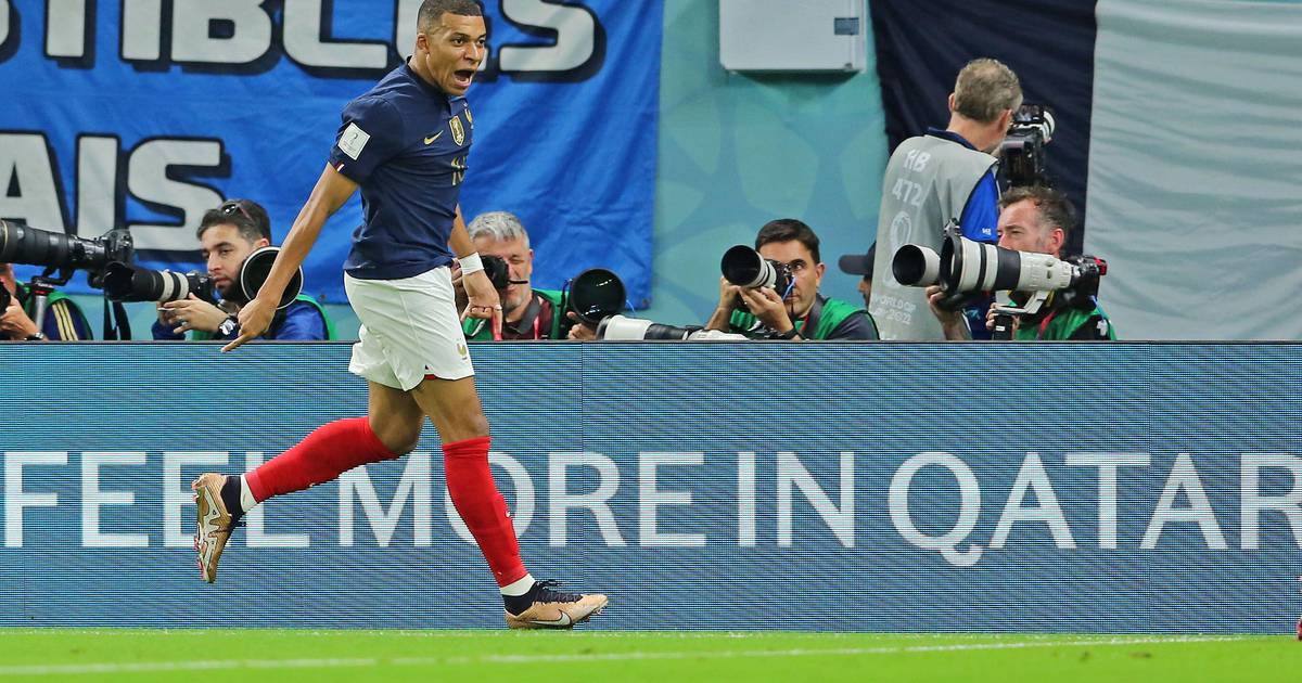 Kylian Mbappé sets another marker on a night of milestones for France in dominant 4-1 win over Australia