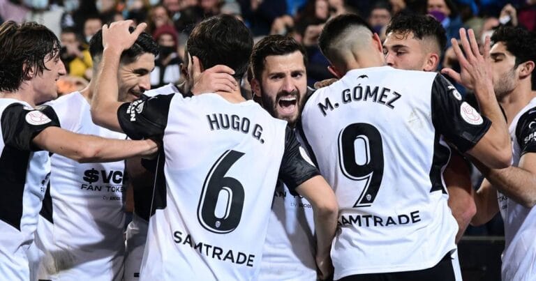 Valencia CF vs FC Barcelona live streaming: Watch La Liga online