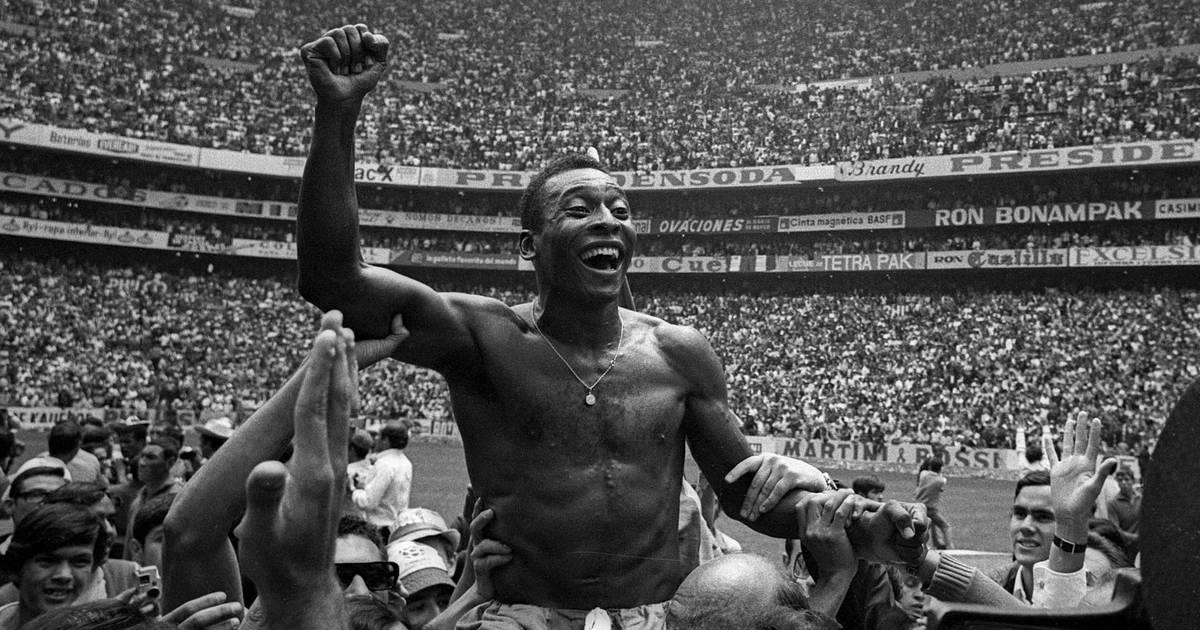 The football world reacts to the passing of Brazilian legend Pelé