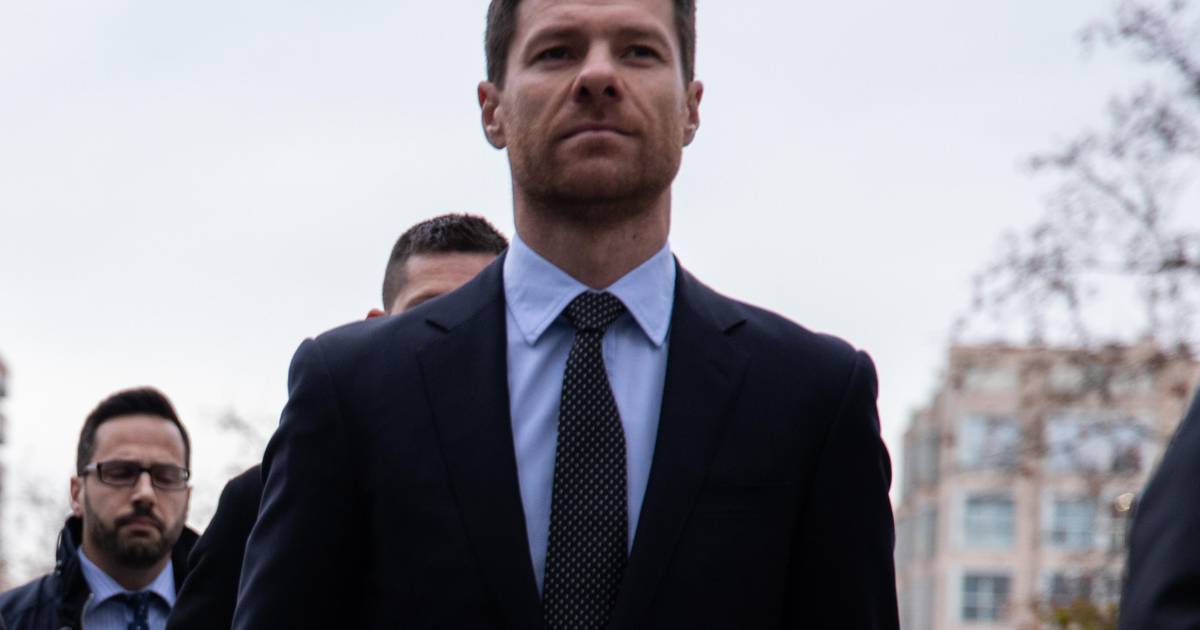 Bayer Leverkusen thrash Schalke in Xabi Alonso’s Bundesliga managerial debut