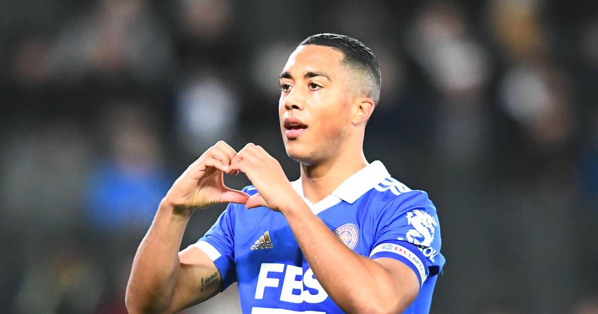 Arsenal create three man midfielder transfer shortlist ahead of January transfer window