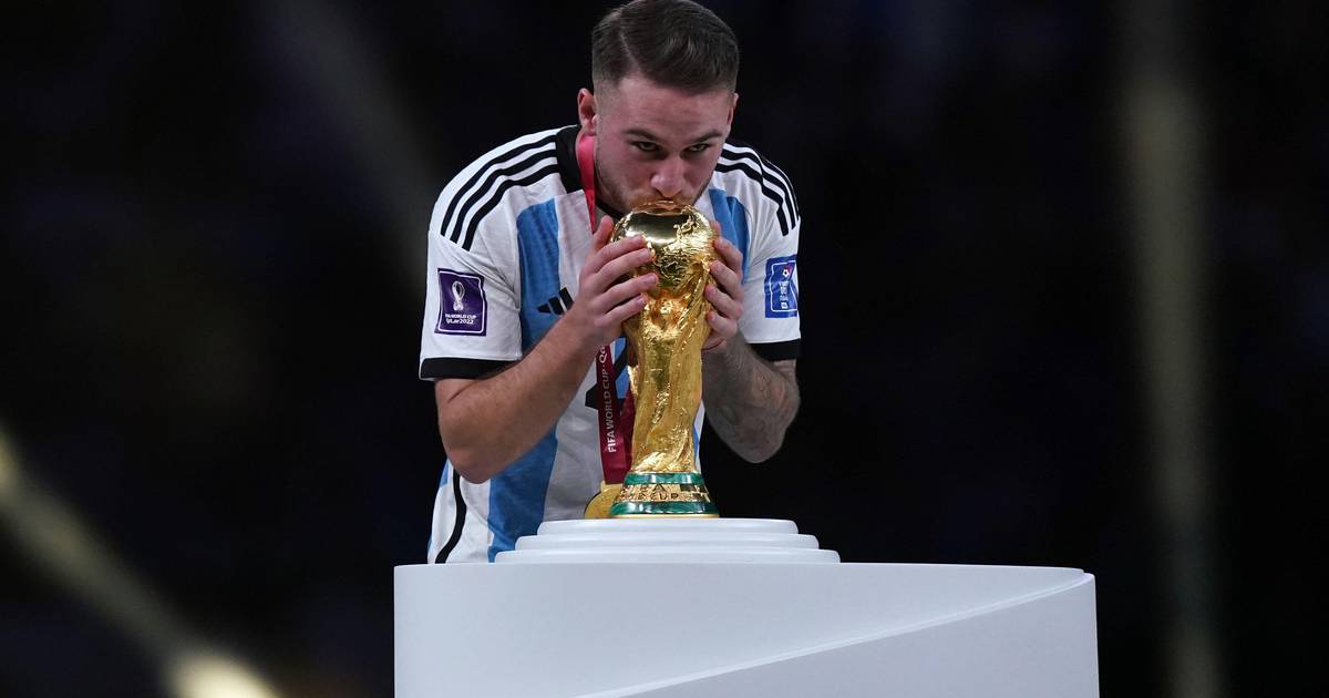 Alexis Mac Allister’s father drops summer transfer hint amid Arsenal and Chelsea links