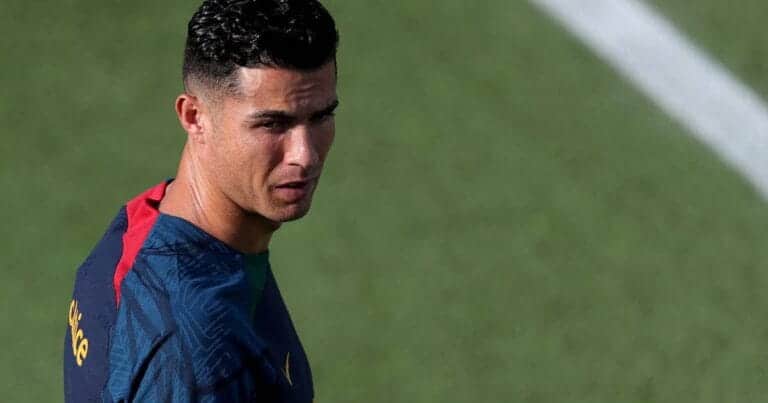 Barcelona post and delete bizarre Cristiano Ronaldo Tweet after win over Betis