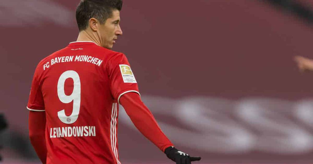 Arsenal linked with pair of world class strikers as hunt for new no.9 goes on