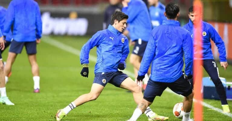 Arsenal make contact with 18-year-old sensation