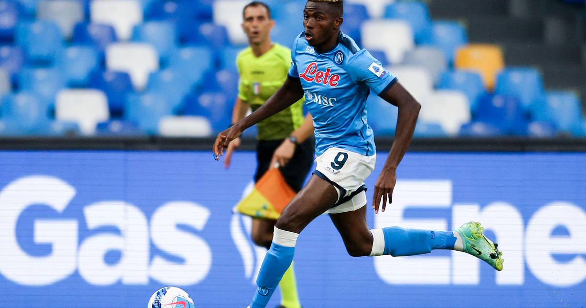 Watch: Manchester United-linked Victor Osimhen scores outrageous volley for Napoli