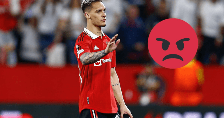 How Antony reacted to Wout Weghorst coming on vs Sevilla