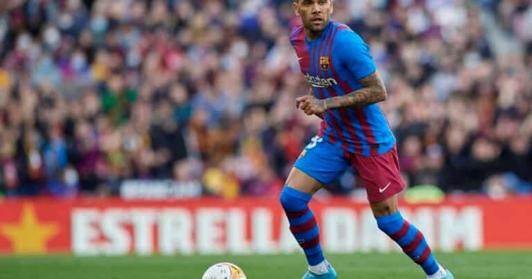 Dani Alves reveals Xavi’s ‘secret’ ahead of Levante vs Barcelona