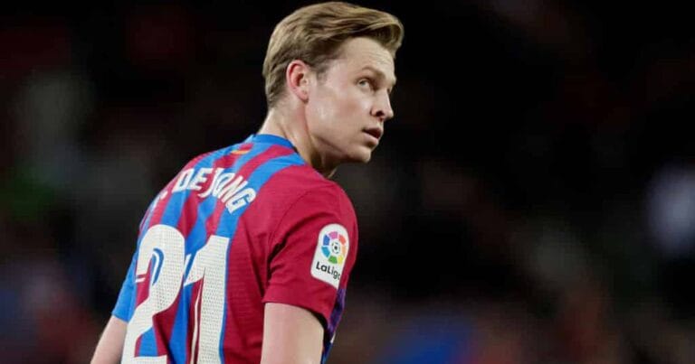 Revealed: The two players Manchester United are willing to offer for Frenkie de Jong