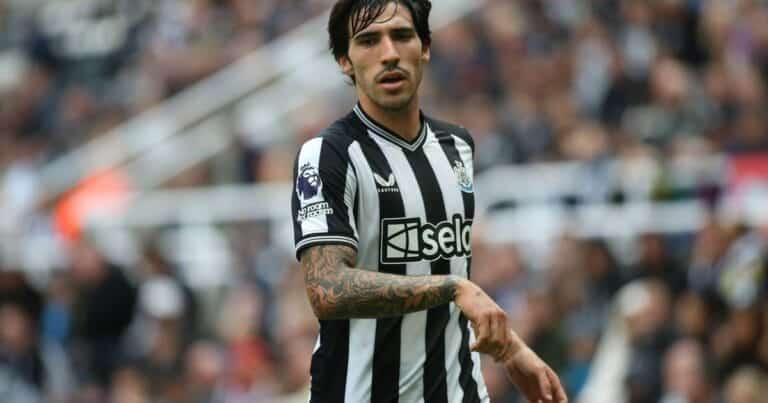 Sandro Tonali & Moussa Diaby combined to set a new PL record in Newcastle vs Aston Villa