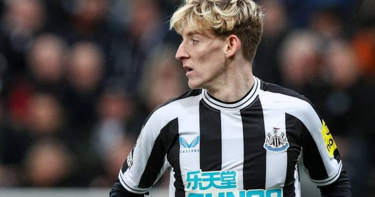 Newcastle boss Eddie Howe provides Anthony Gordon injury update