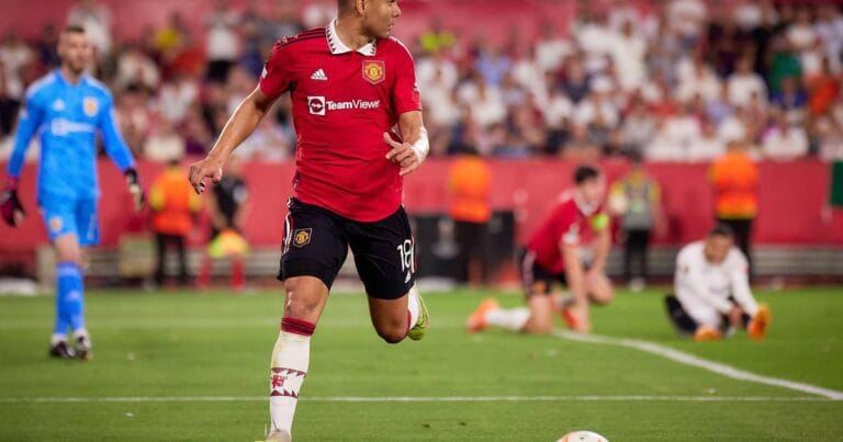 Manchester United team news and predicted XI vs Tottenham