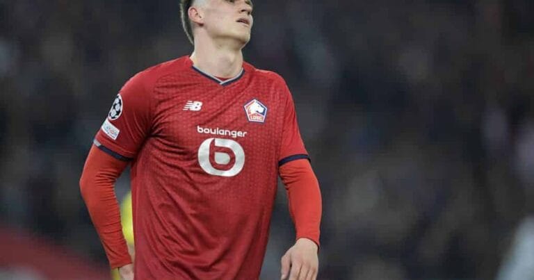 Newcastle dealt a summer transfer blow as AC Milan pounce on defensive target