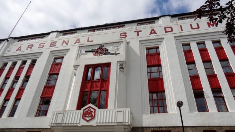 Kevin Campbell: Former Arsenal and Everton striker dies, aged 54