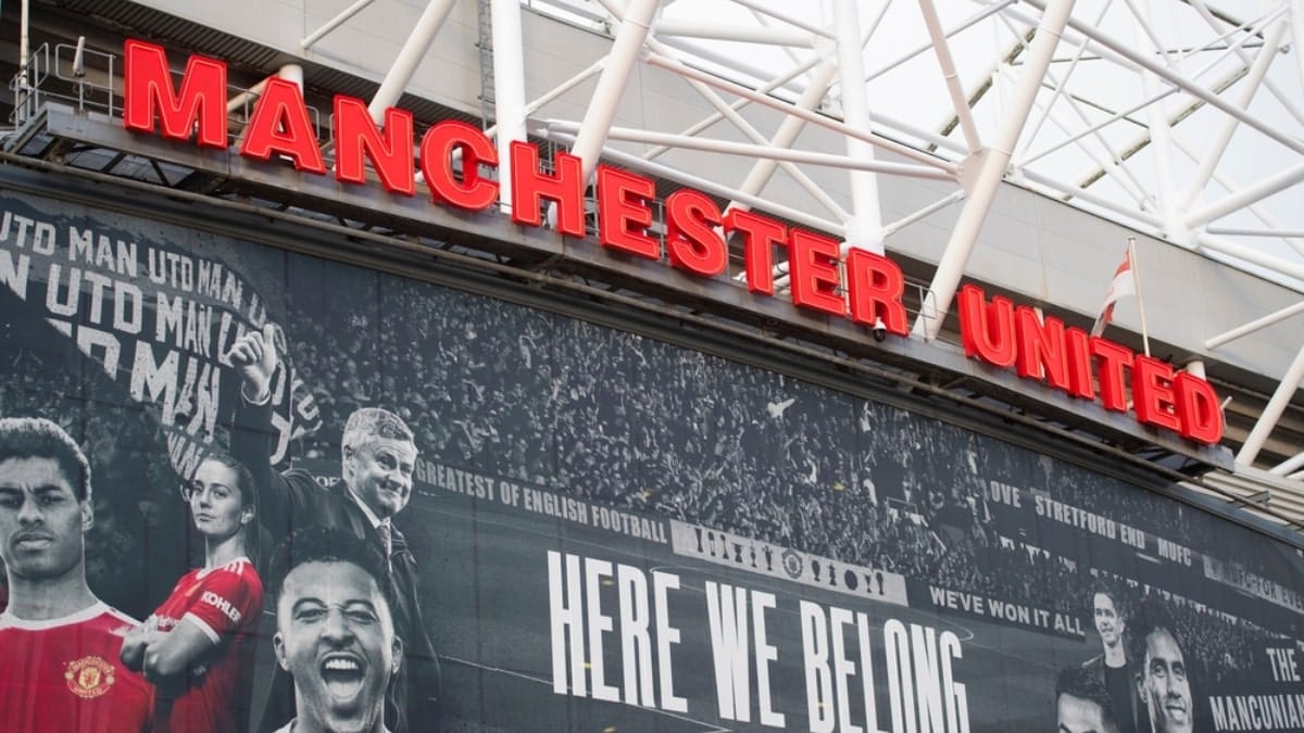 Manchester United eye £80m Branthwaite for defensive rebuild