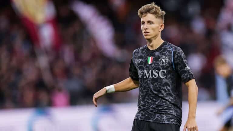 Transfer news: Everton agree loan deal for Napoli winger Lindstrom – reports