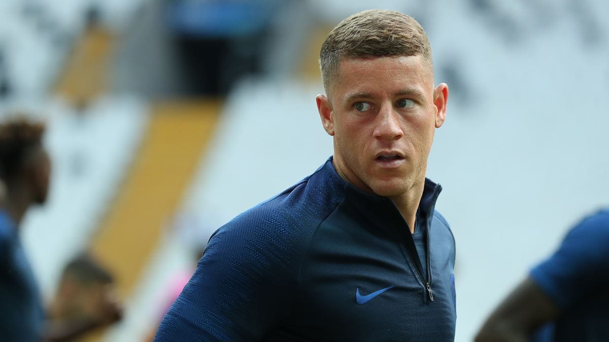 Villa sign Barkley from Luton