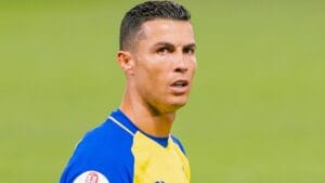 Al Nassr 3-2 Al Shabab: Report, result, goals as Cristiano Ronaldo’s side edge past 10-player opponents in Saudi Pro League