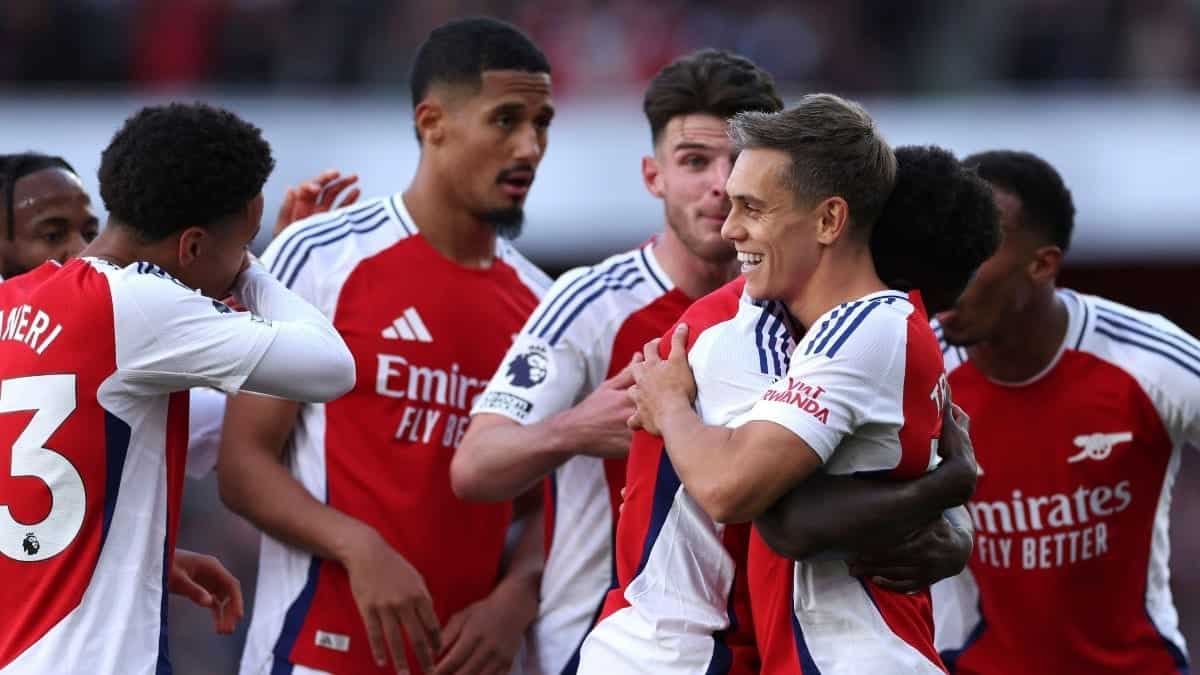 Premier League round-up: Arsenal grab late winner and Palmer scores four for Chelsea