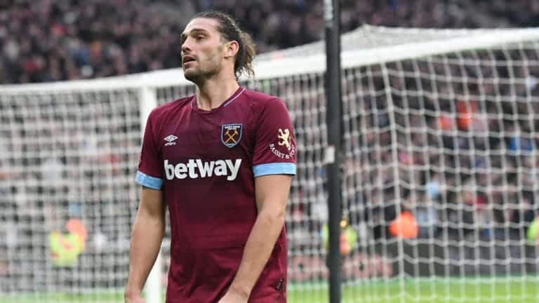 Former Liverpool and England striker Carroll joins French fourth-tier side Bordeaux