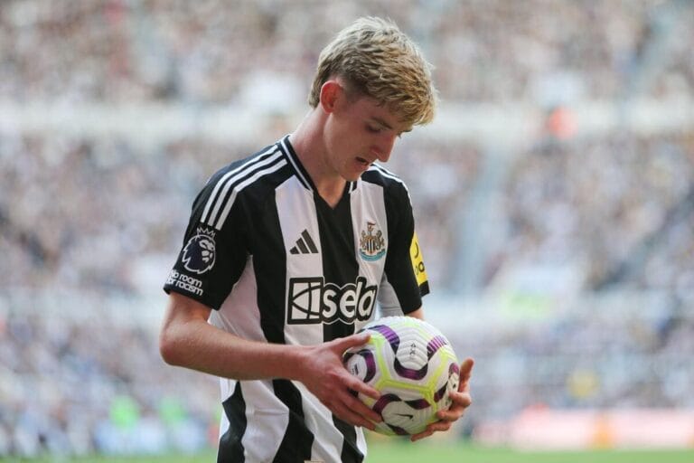 Anthony Gordon: New deal stops ‘needless noise’ says Howe