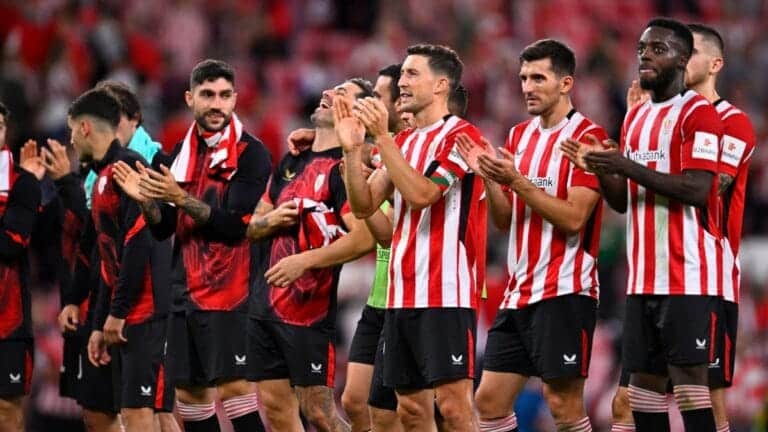 Barca players tried to get me to join in the summer – Williams