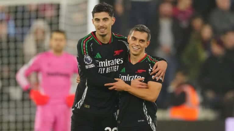 West Ham 2-5 Arsenal: Gunners run riot in London derby