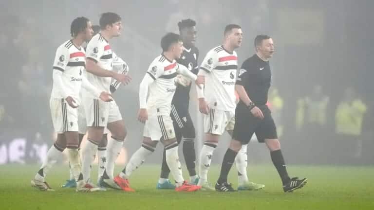 Wolves 2-0 Manchester United: Red Devils beaten again