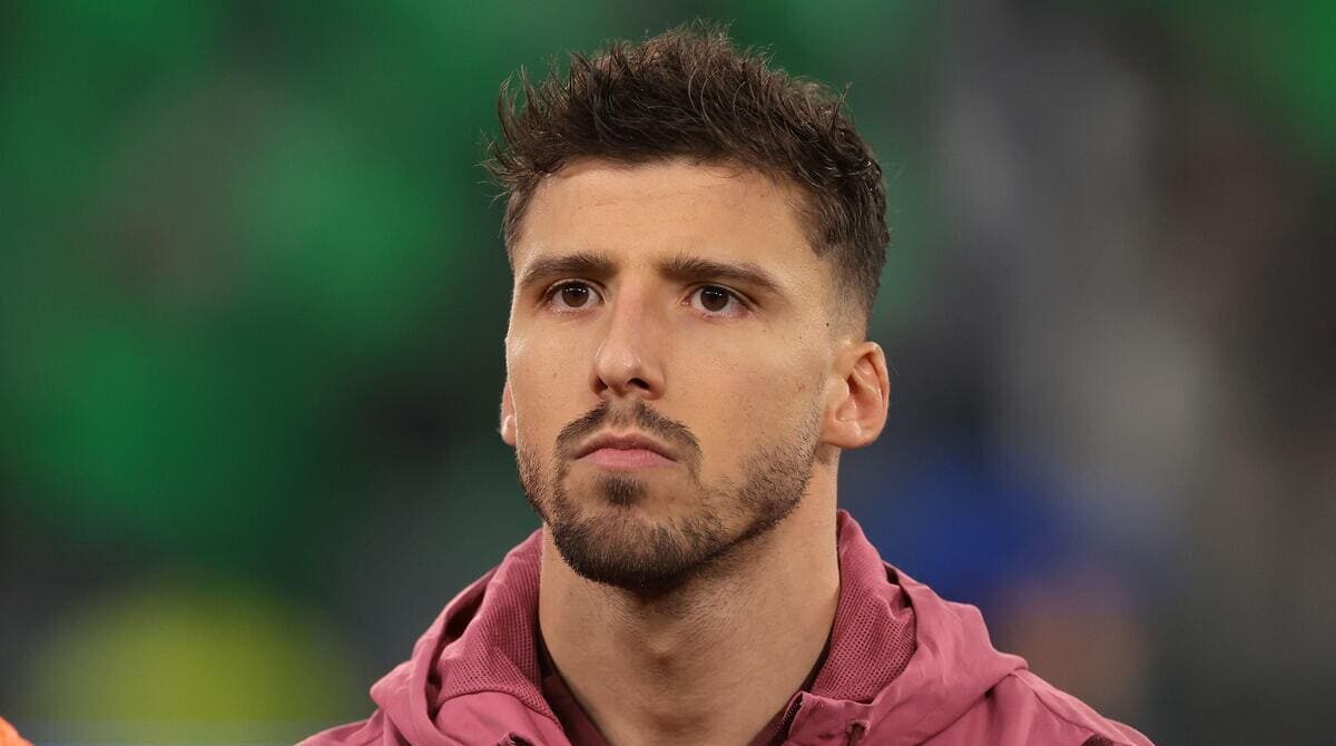 Ruben Dias asked about Manchester City uncertainty and defends Cristiano Ronaldo from accusations of selfishness