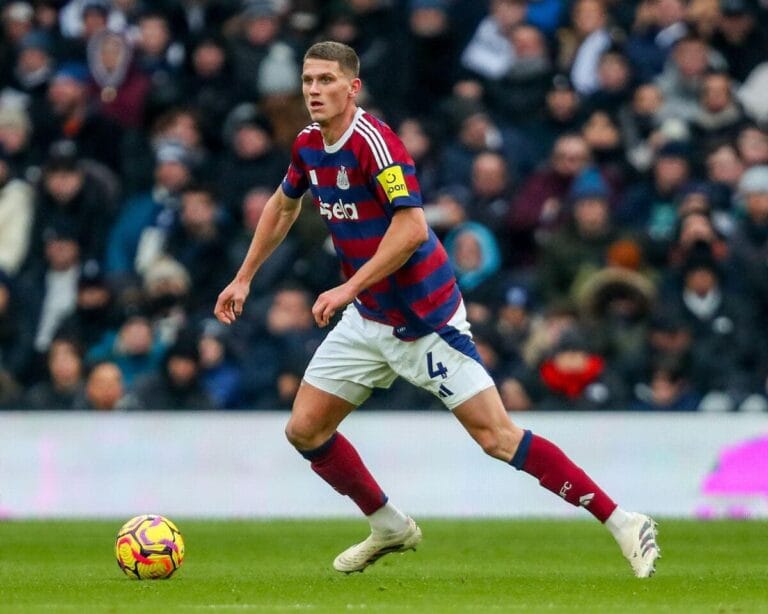 Arsenal v Newcastle: Howe weighs up Botman poser