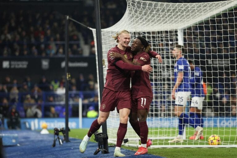 Ipswich 0-6 Manchester City: Rampant visitors hammer sorry Tractor Boys