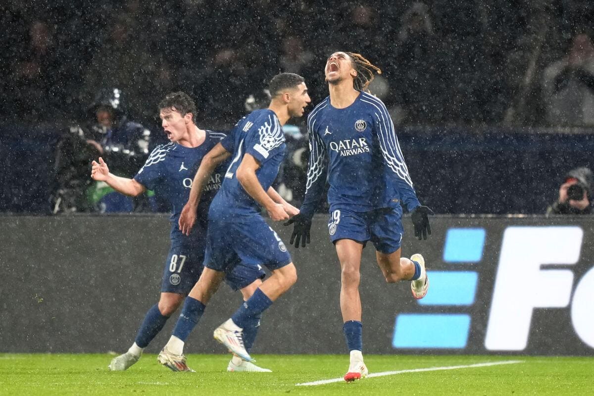 Paris Saint-Germain 4-2 Manchester City: Dazzling Dembele inspires incredible comeback