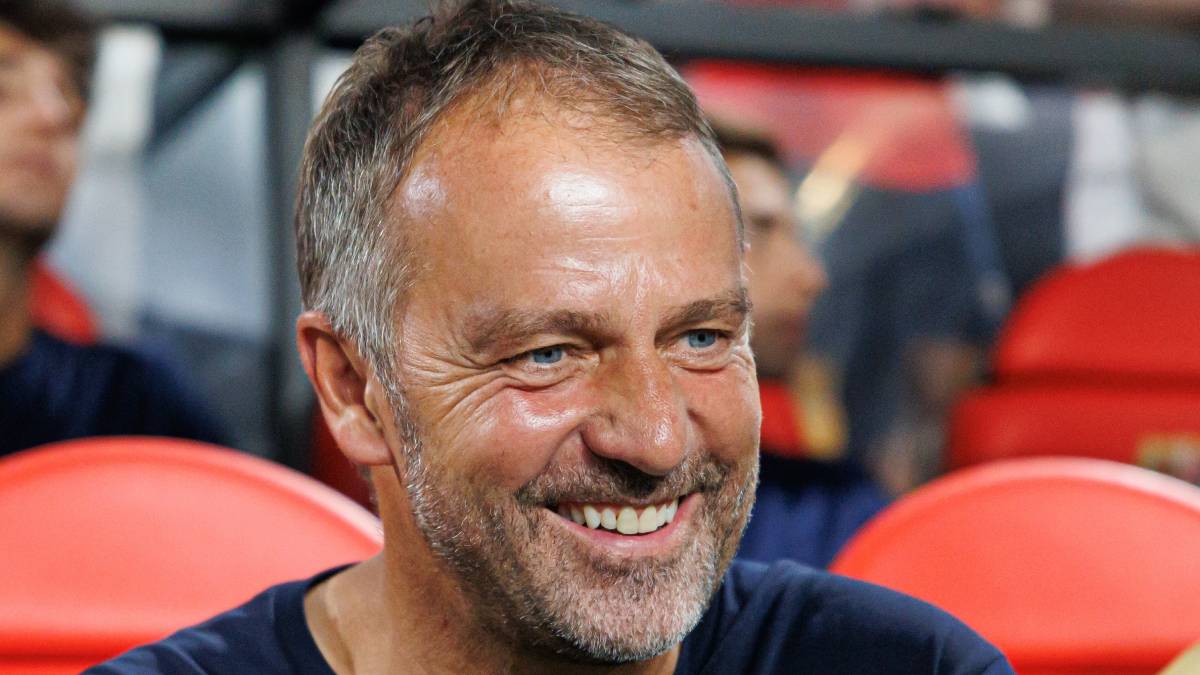 Flick hails ‘best competition in the world’ after Barca survive Dortmund scare