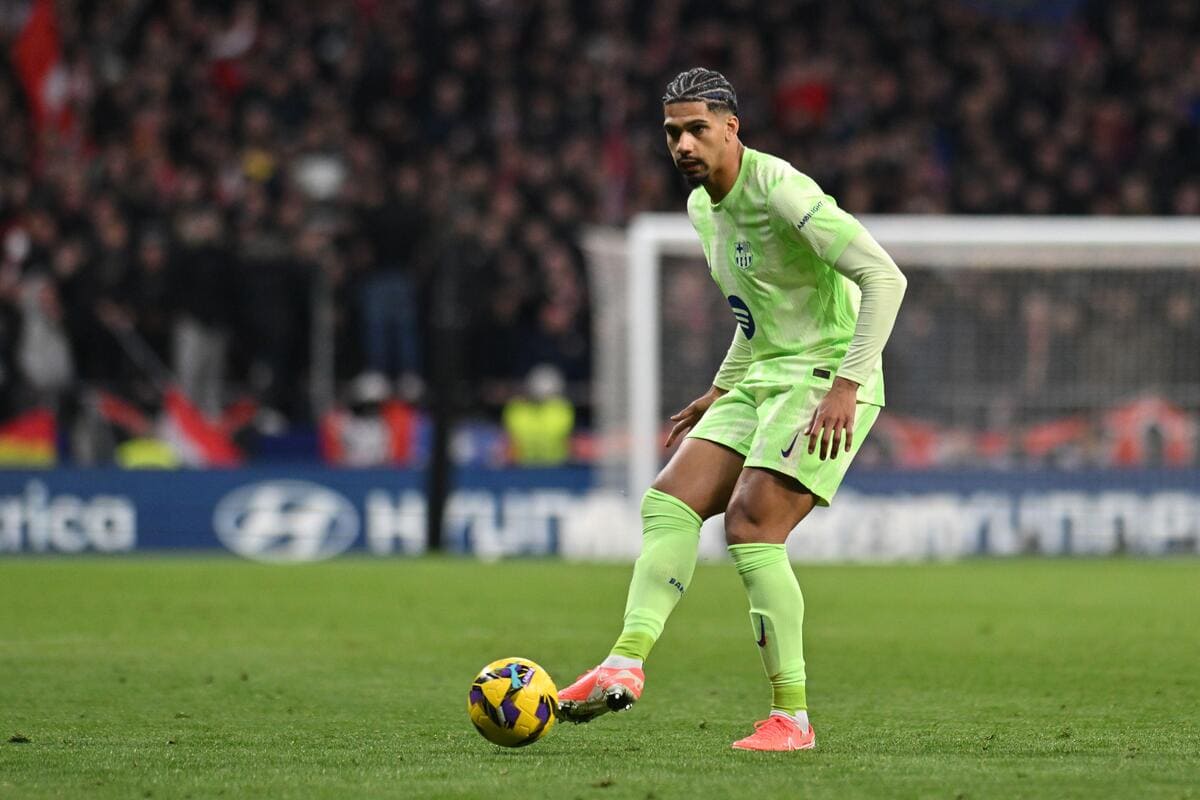 Lineups, team news, confirmed starting teams as Araujo makes surprise return to squad