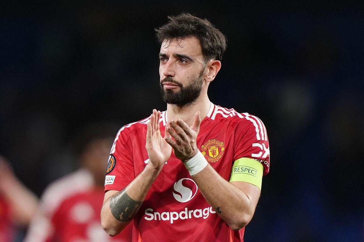 Fernandes goal puts hosts ahead amid protests against the Glazers and Sir Jim Ratcliffe